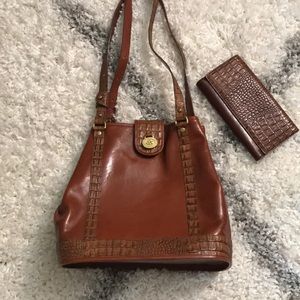 Vintage Brahmin croc embossed handbag and wallet